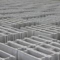 Sorokba rendezett SW Umwelttechnik beton zsaluzóelemek.