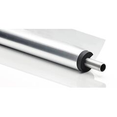 NMC Insul-Tube Cover Silver ezüst bevonatú kaucsuk csőszigetelés fémcsőre húzva.